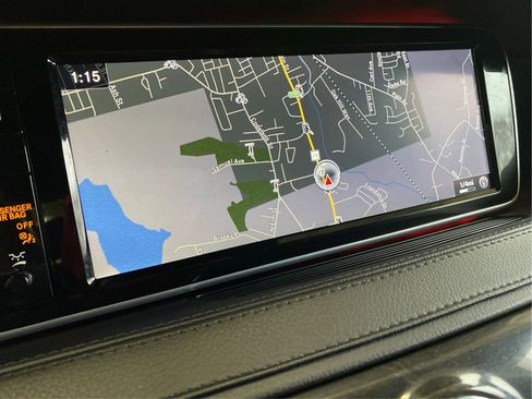 Used 2016 Mercedes-Benz S 550 4MATIC Sedan image 36