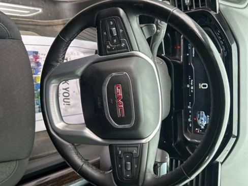 Used 2024 GMC Sierra 1500 Elevation w/ Preferred Package image 17