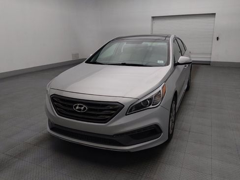 Used 2016 Hyundai Sonata Limited w/ Option Group 04 FWD image 15