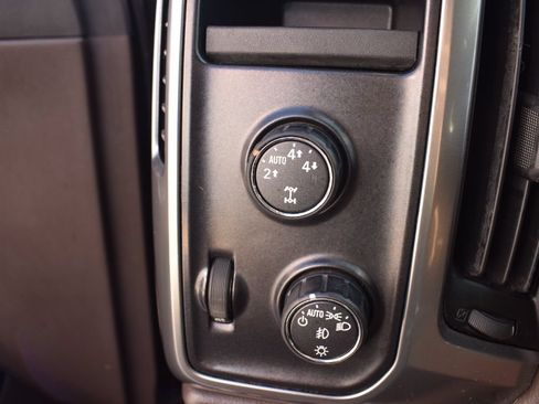 Used 2016 Chevrolet Silverado 1500 LTZ Z71 AWD/4WD image 20