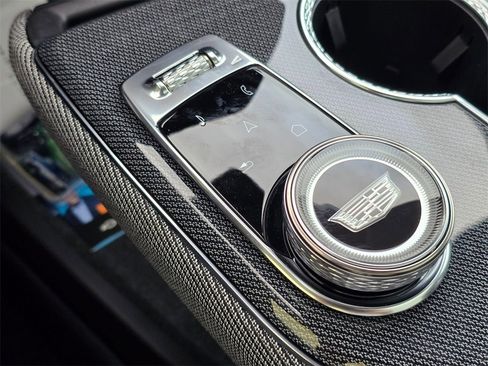 New 2026 Cadillac Optiq Sport 1 image 31