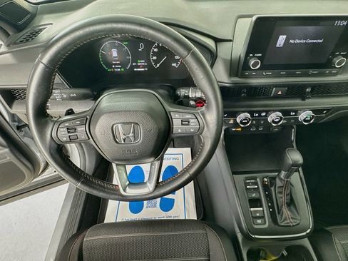 Used 2024 Honda CR-V Sport image 11