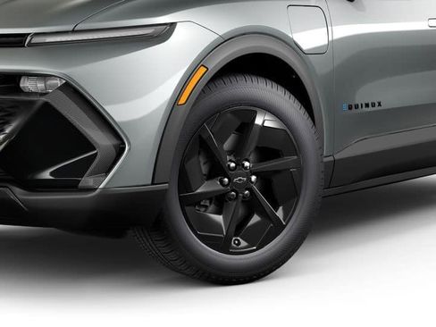 New 2026 Chevrolet Equinox EV LT image 6