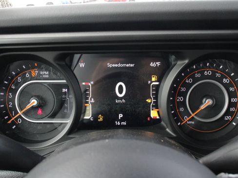 New 2026 Jeep Gladiator Mojave image 13