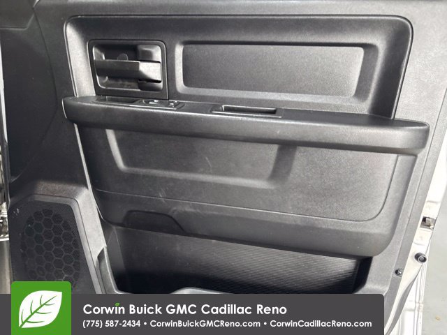Used 2014 RAM 2500 Tradesman w/ Chrome Appearance Group AWD/4WD image 32