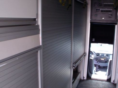 Used 2012 Ford F550 4x4 Regular Cab Super Duty w/ Payload Upgrade Pkg image 30
