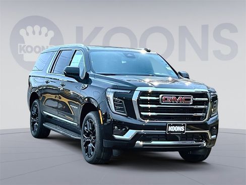 New 2026 GMC Yukon XL Elevation image 10
