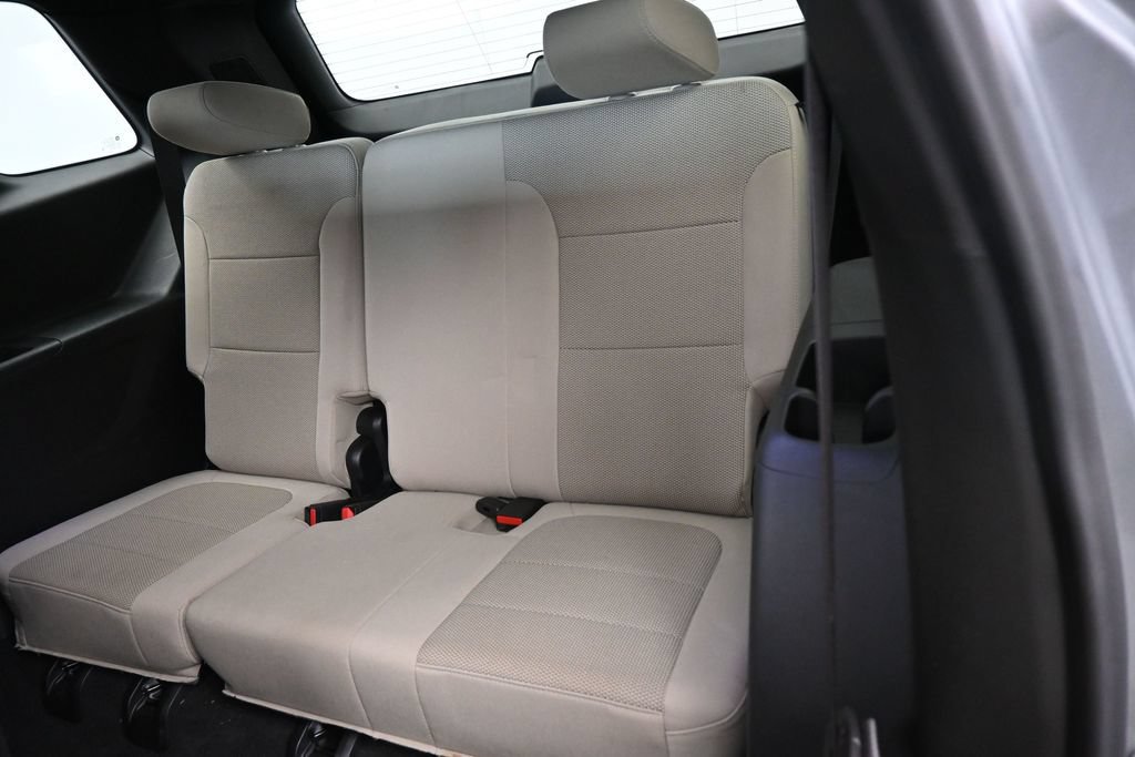 Used 2024 Chevrolet Traverse LS FWD image 33