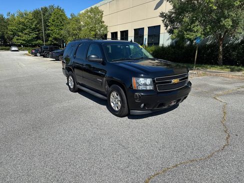 Used 2014 Chevrolet Tahoe LT RWD image 6
