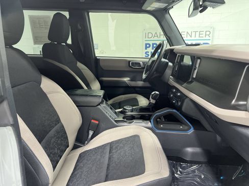 Used 2022 Ford Bronco Wildtrak AWD/4WD image 30