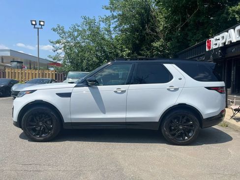 Used 2020 Land Rover Discovery Landmark AWD/4WD image 4