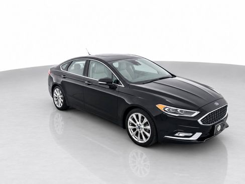 Used 2017 Ford Fusion Platinum AWD/4WD image 3