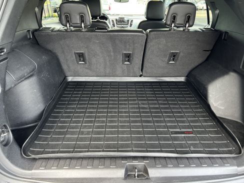 Used 2018 Chevrolet Equinox Premier AWD/4WD image 13