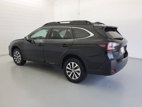 Used 2024 Subaru Outback Premium AWD/4WD image 7