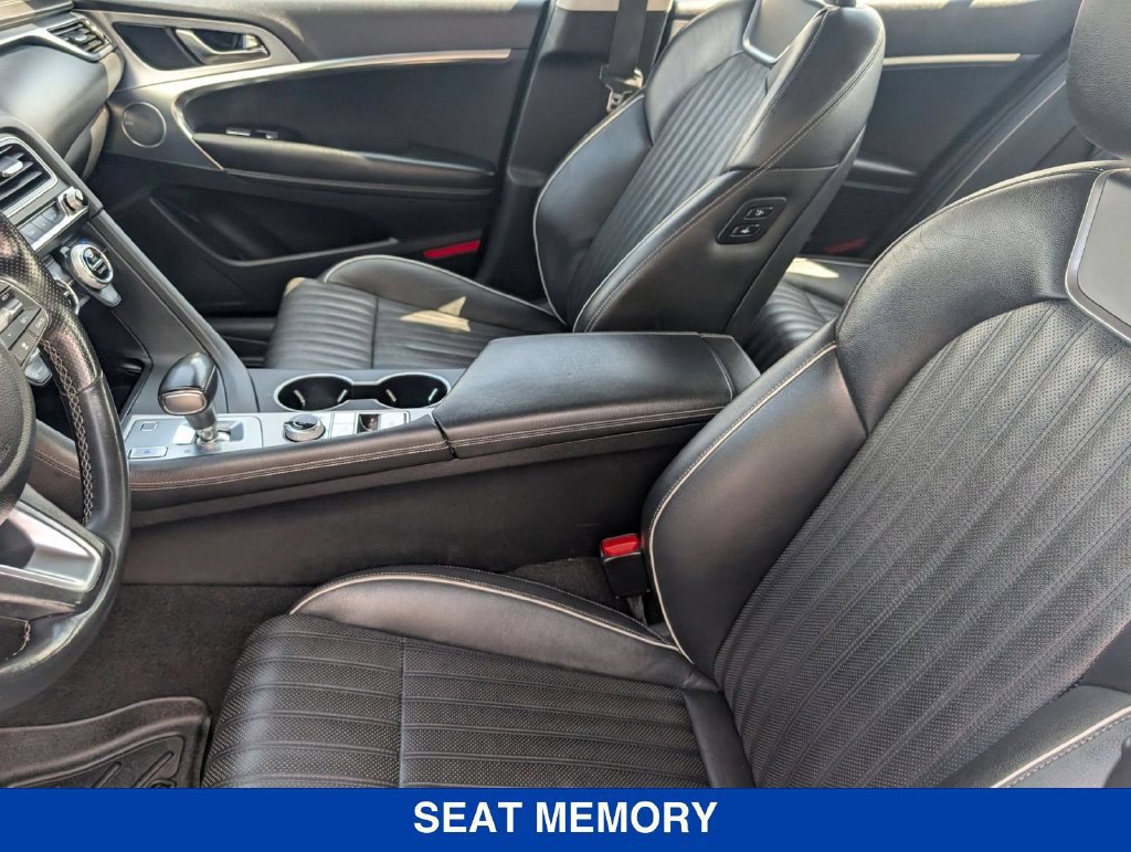 Used 2019 Genesis G70 3.3T Advanced AWD/4WD image 14