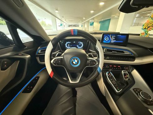 Used 2015 BMW i8 image 28