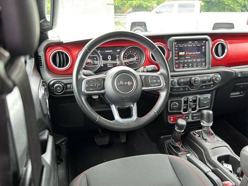 Used 2019 Jeep Wrangler Unlimited Rubicon AWD/4WD image 18