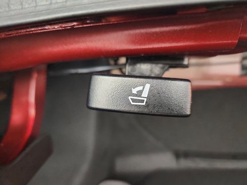 Certified 2019 Acura ILX w/ Premium Package image 32