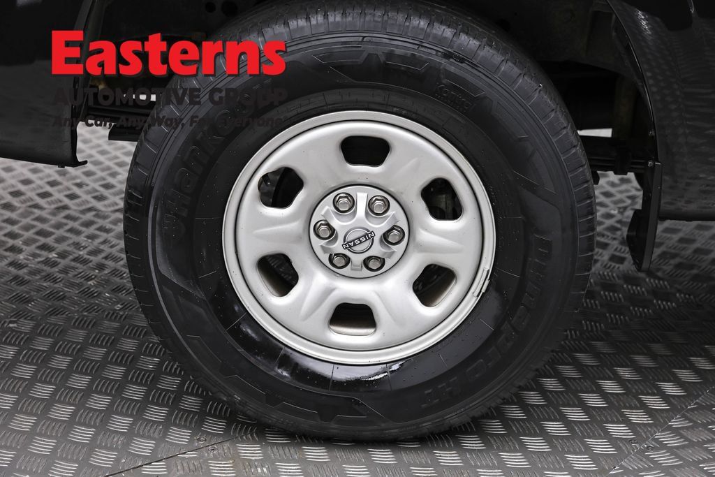 Used 2022 Nissan Frontier S RWD image 26