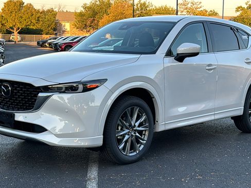 New 2025 MAZDA CX-5 AWD 2.5 S w/ Premium Plus Pkg image 4