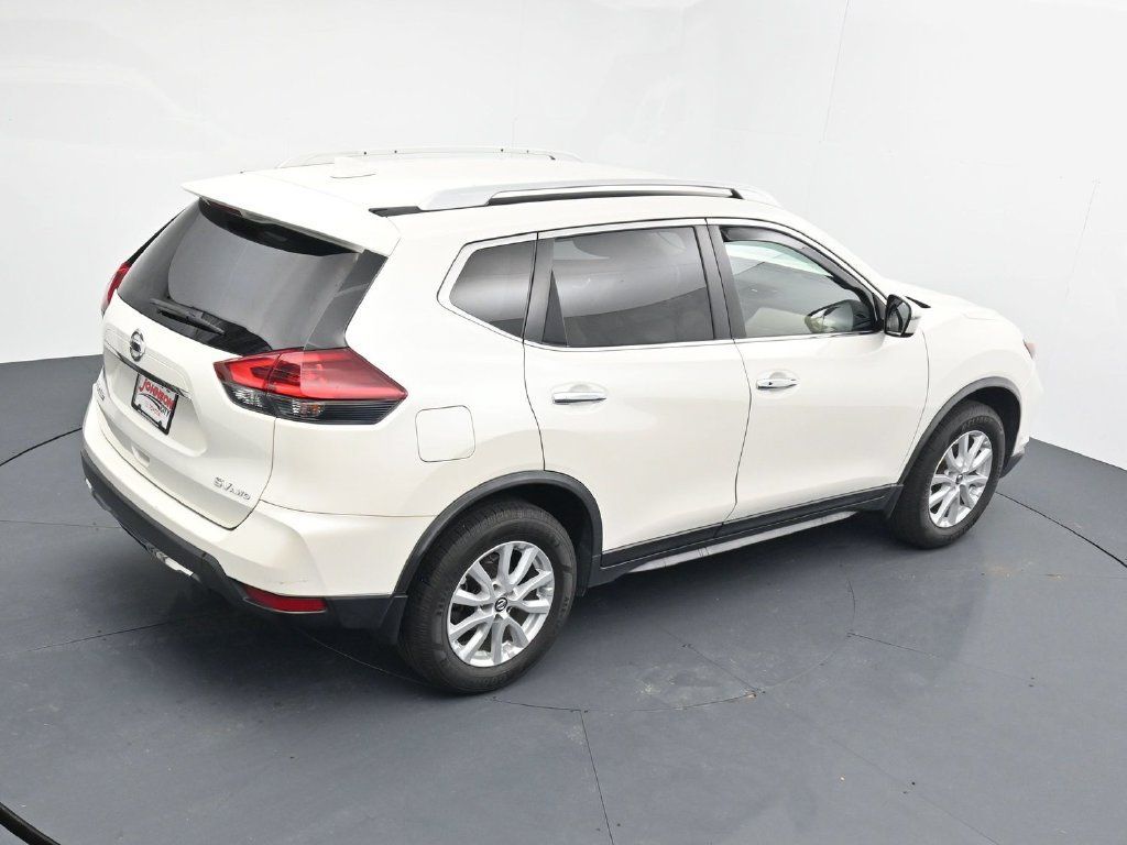 Used 2018 Nissan Rogue SV AWD/4WD image 30