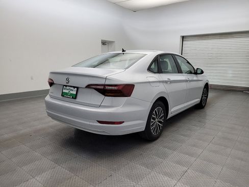 Used 2019 Volkswagen Jetta SE FWD image 9