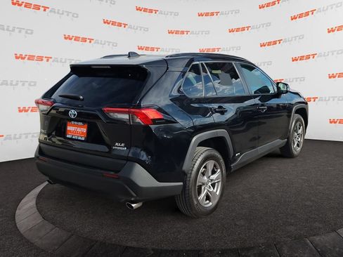 Used 2023 Toyota RAV4 XLE w/ Convenience Package AWD/4WD image 5
