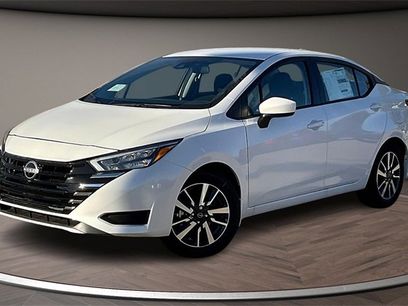 New 2025 Nissan Versa SV