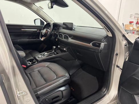 Used 2025 MAZDA CX-5 AWD 2.5 S w/ Preferred Package image 21