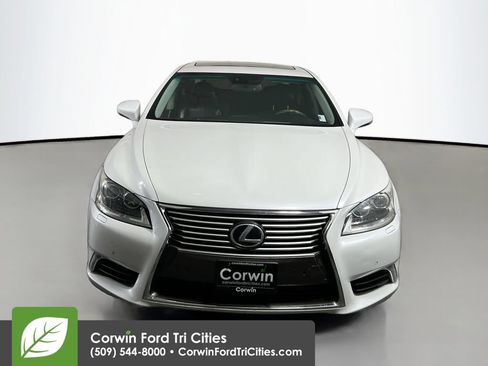 Used 2014 Lexus LS 460 AWD w/ Comfort Package image 4