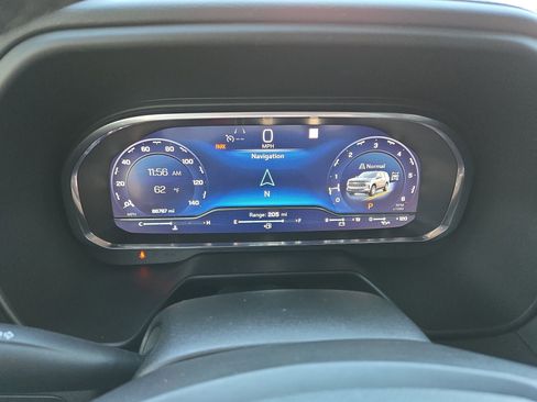 Used 2022 Chevrolet Tahoe Z71 w/ Luxury Package image 35