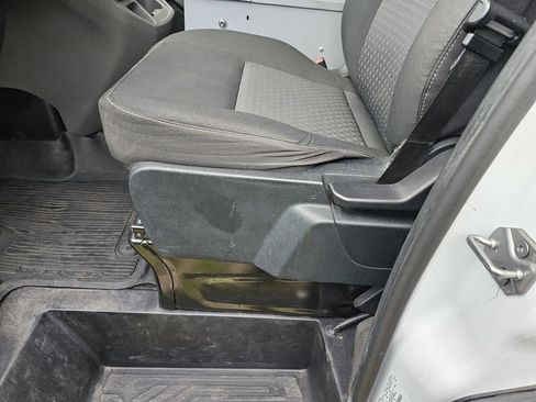 Used 2023 Ford Transit 250 Low Roof RWD image 16