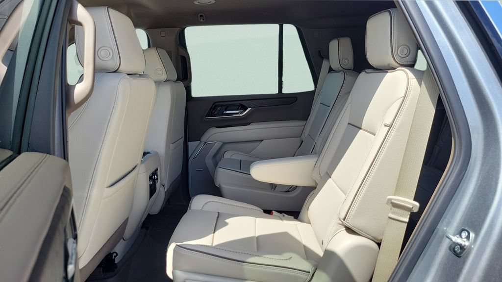 New 2026 GMC Yukon Denali w/ LPO, Floor Liner Package AWD/4WD image 10