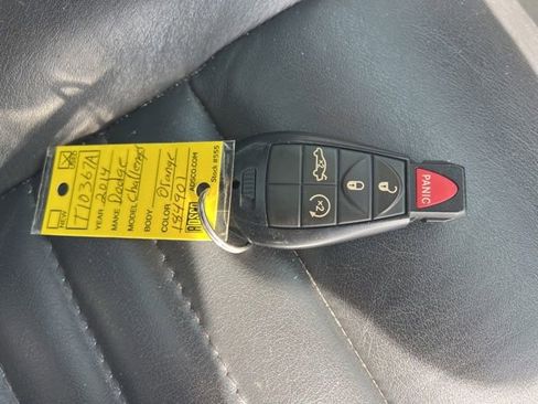 Used 2014 Dodge Challenger SXT Plus image 34