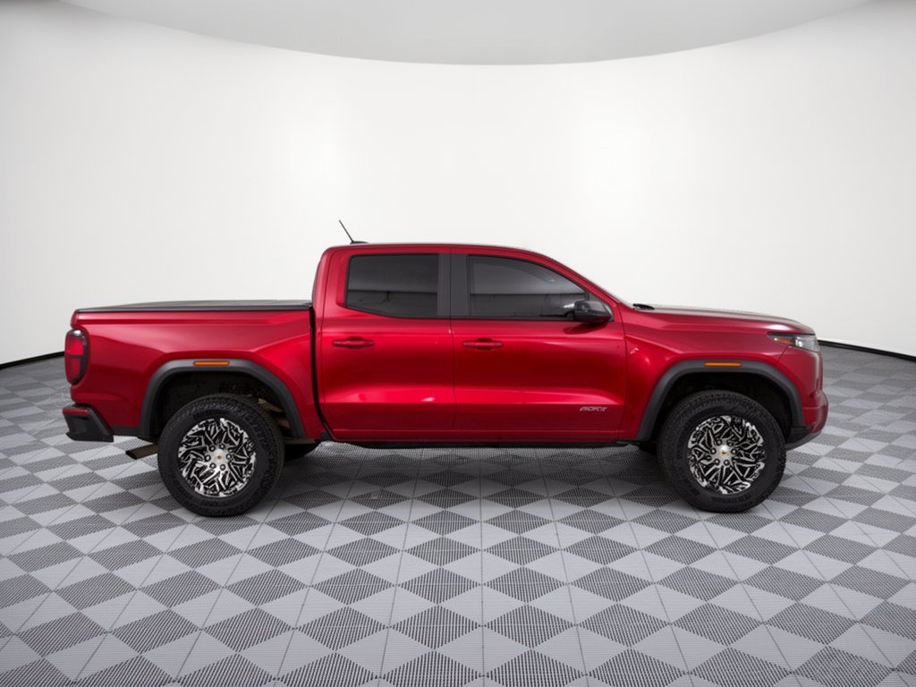 Used 2024 GMC Canyon AT4 w/ AT4 Premium Package AWD/4WD image 8