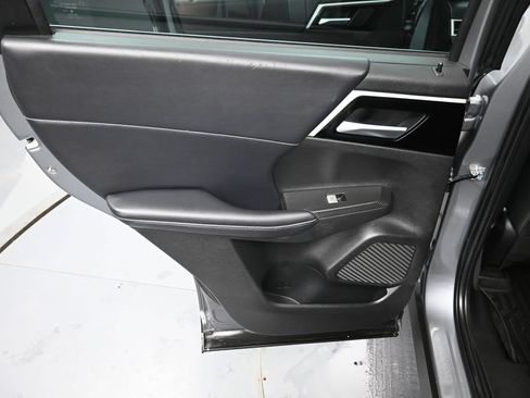 Used 2023 Mitsubishi Outlander SE FWD image 28