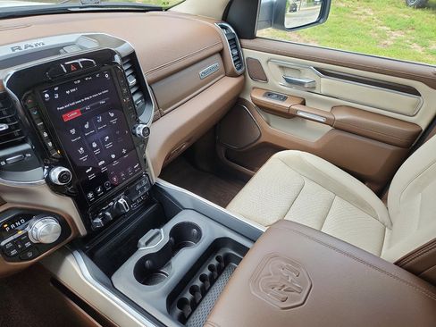 Certified 2021 RAM 1500 Laramie image 29