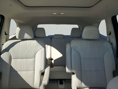 New 2026 Buick Enclave Avenir w/ Super Cruise Package image 42