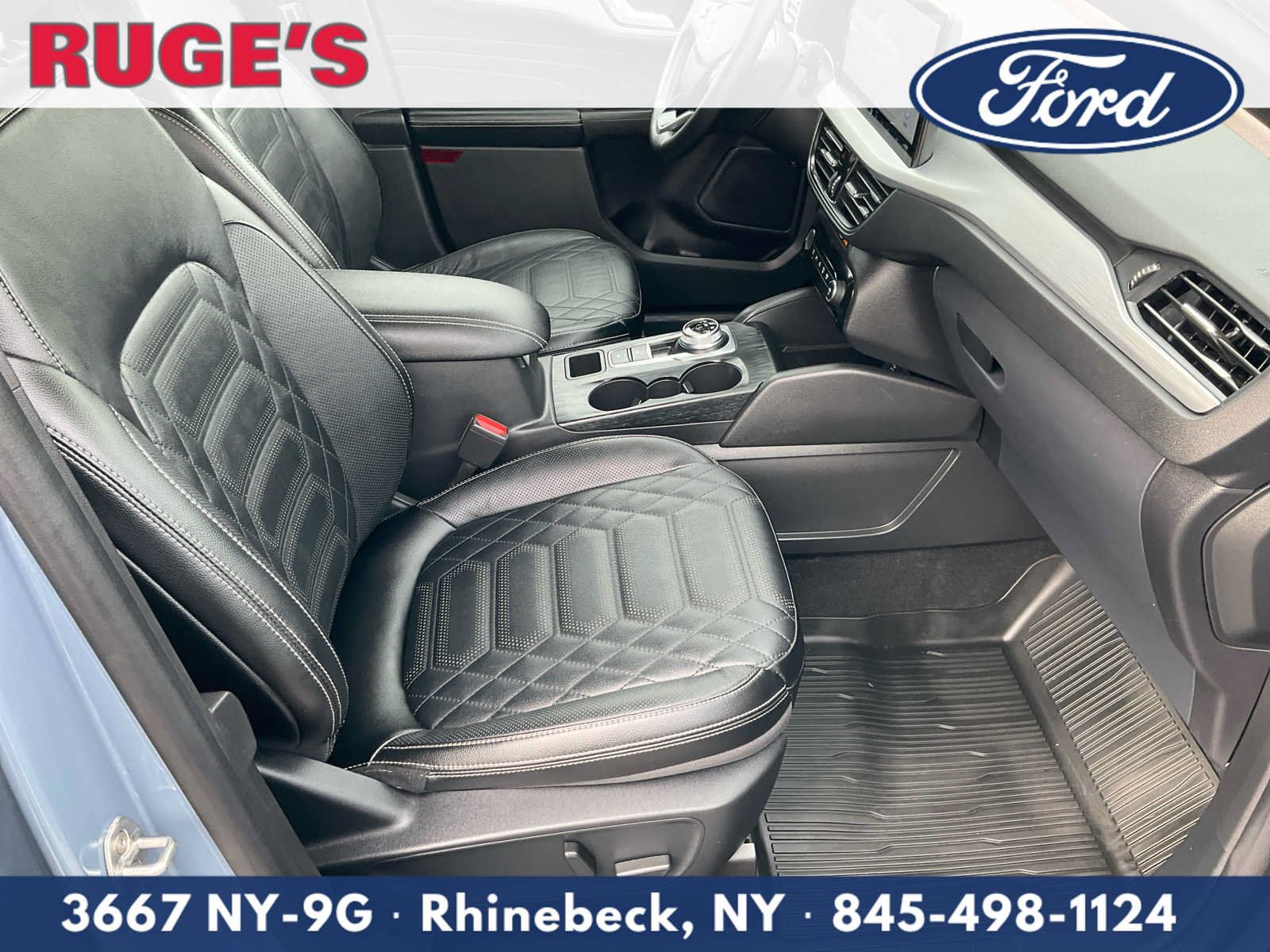 Certified 2024 Ford Escape Platinum w/ Premium Technology Package AWD/4WD image 11