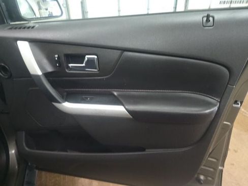 Used 2013 Ford Edge SEL FWD image 5