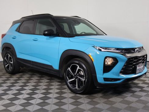 Used 2022 Chevrolet TrailBlazer RS image 2