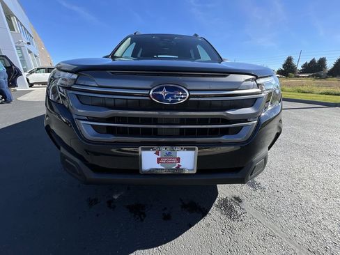 Certified 2025 Subaru Forester Premium w/ Convenience Package #2 image 30