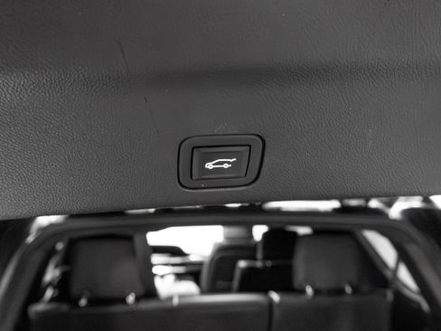 Used 2022 Cadillac Escalade Sport w/ Touring Package image 43