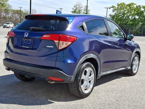 Used 2016 Honda HR-V EX image 9