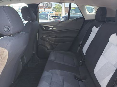 Used 2024 Chevrolet Trax LS w/ LS Convenience Package FWD image 13
