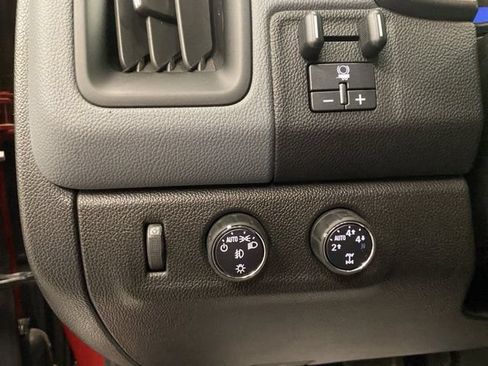 Used 2016 Chevrolet Colorado Z71 AWD/4WD image 31