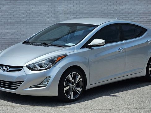 Used 2016 Hyundai Elantra Limited FWD image 1