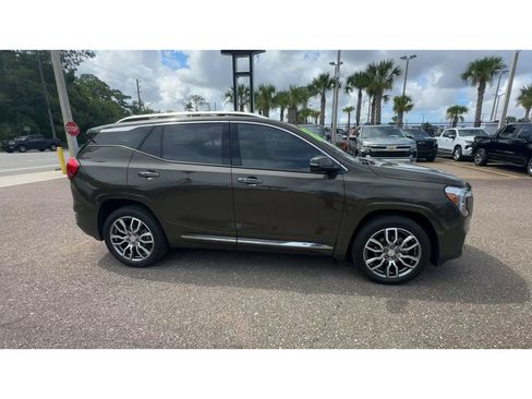Used 2023 GMC Terrain Denali AWD/4WD image 9
