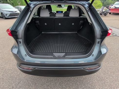 Certified 2023 Toyota Venza LE AWD/4WD image 13