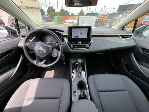 Used 2026 Toyota Corolla LE FWD image 7
